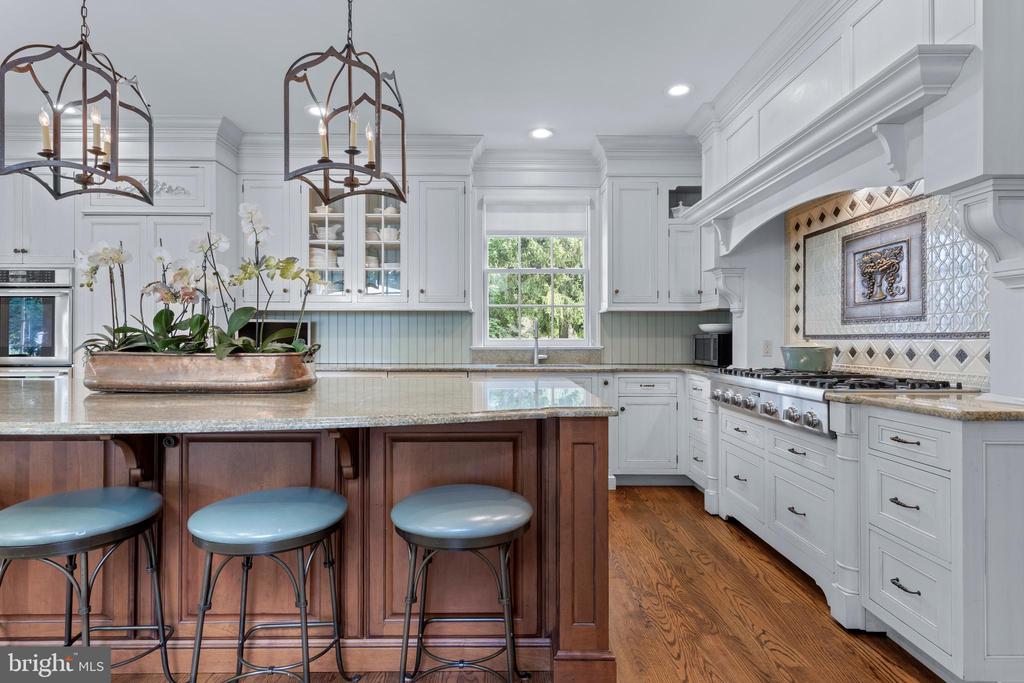 103 ASHWOOD ROAD