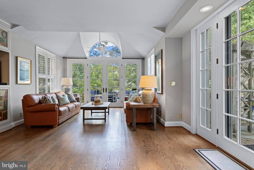 103 ASHWOOD ROAD