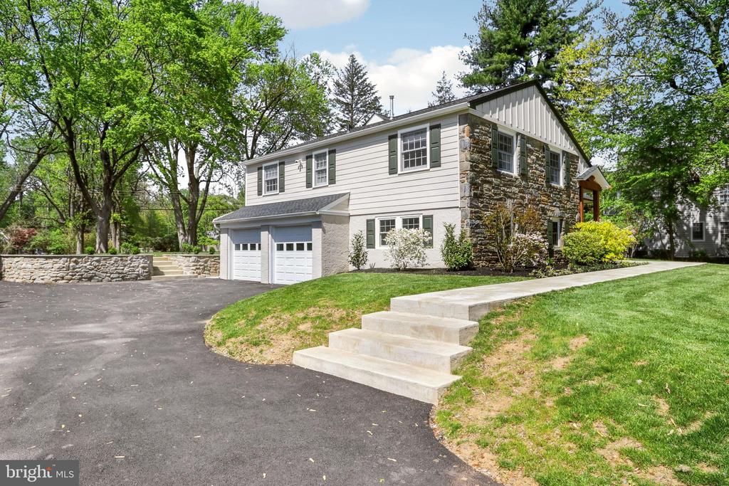 414 BARCLAY ROAD