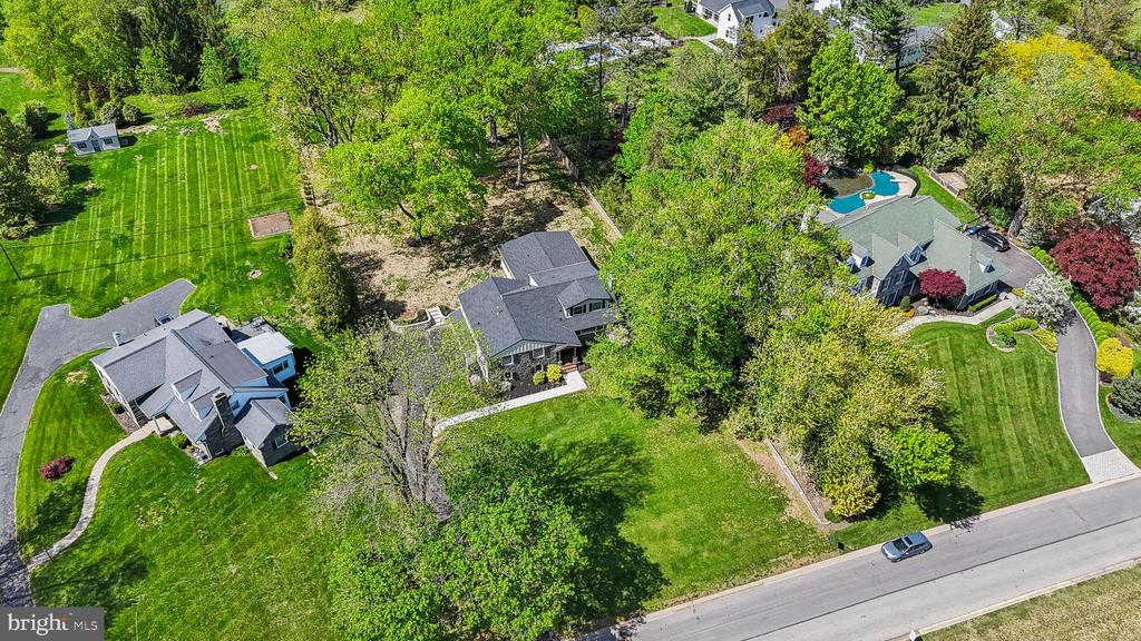 414 BARCLAY ROAD