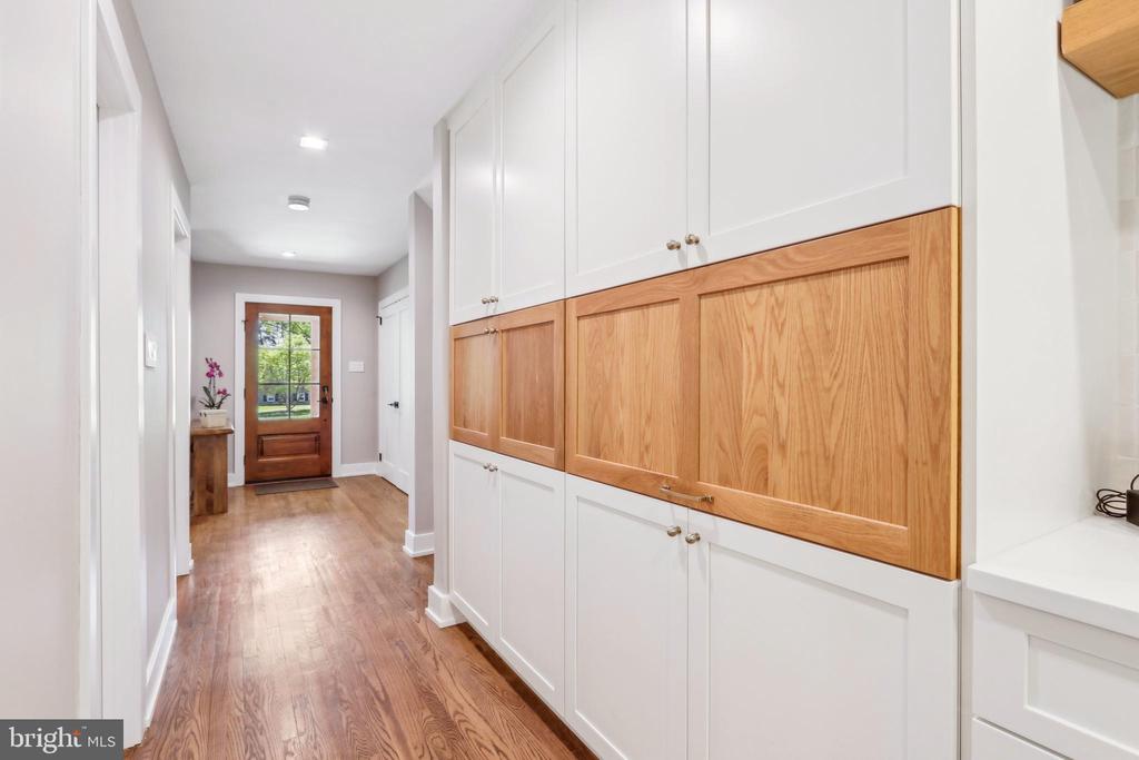 414 BARCLAY ROAD