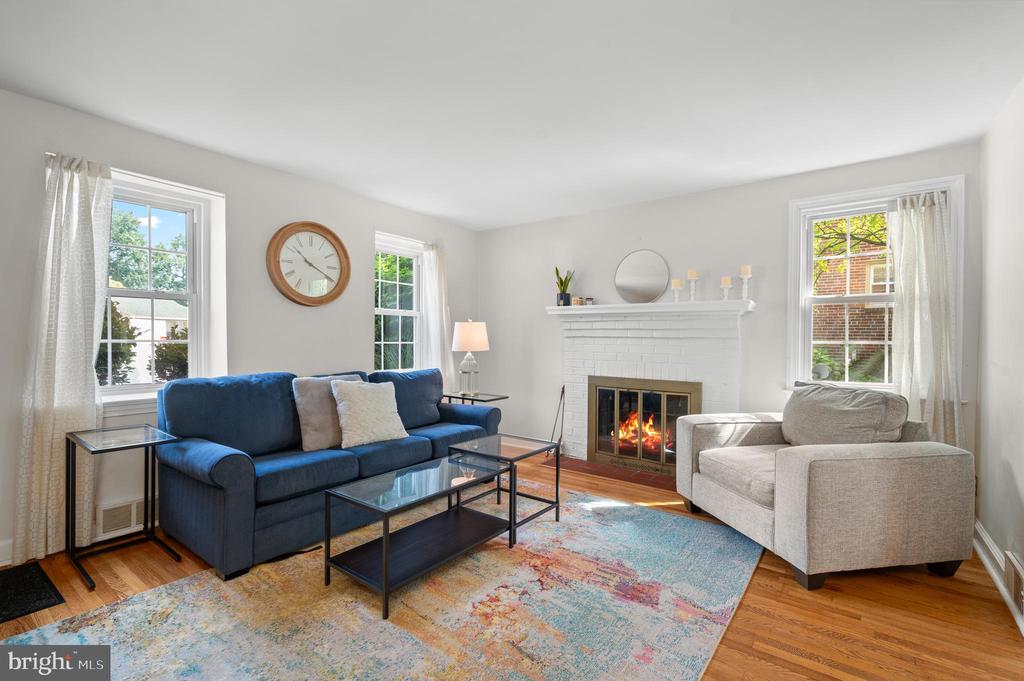5216 RESERVATION ROAD