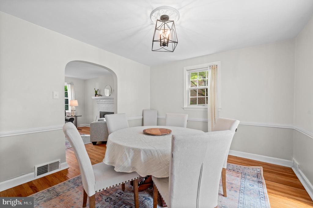 5216 RESERVATION ROAD