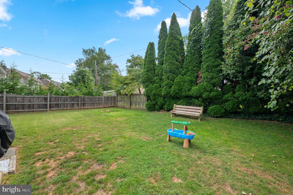 5216 RESERVATION ROAD