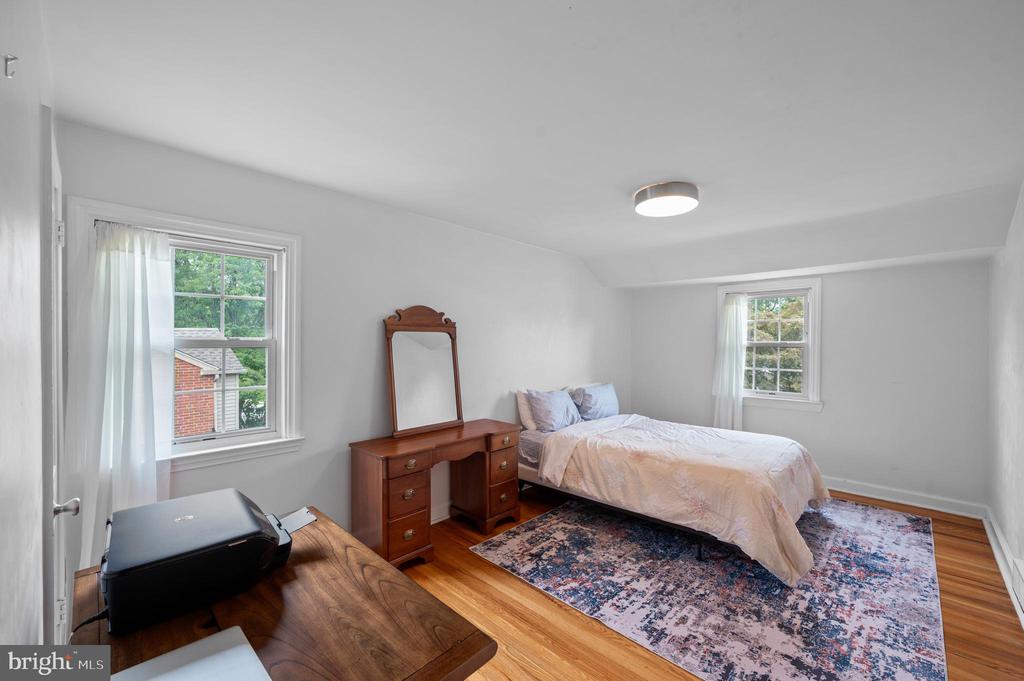 5216 RESERVATION ROAD