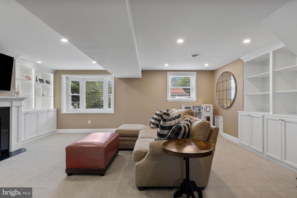329 WILLIAMS ROAD
