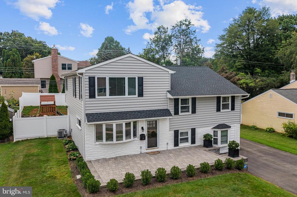 329 WILLIAMS ROAD