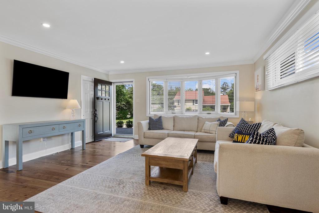 329 WILLIAMS ROAD