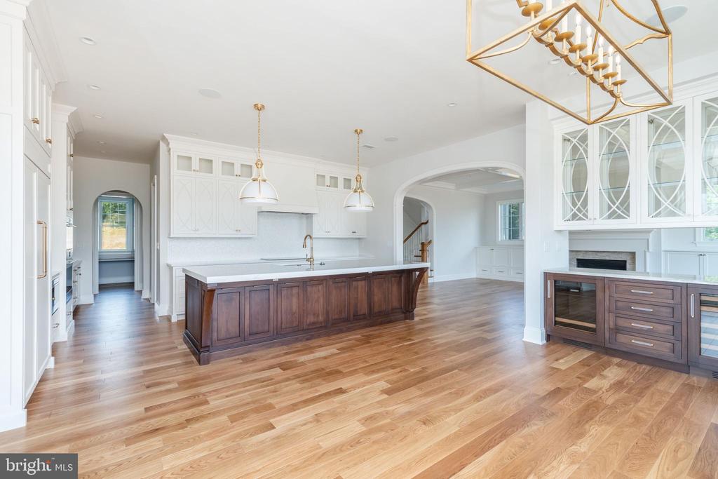 406 BARCLAY ROAD