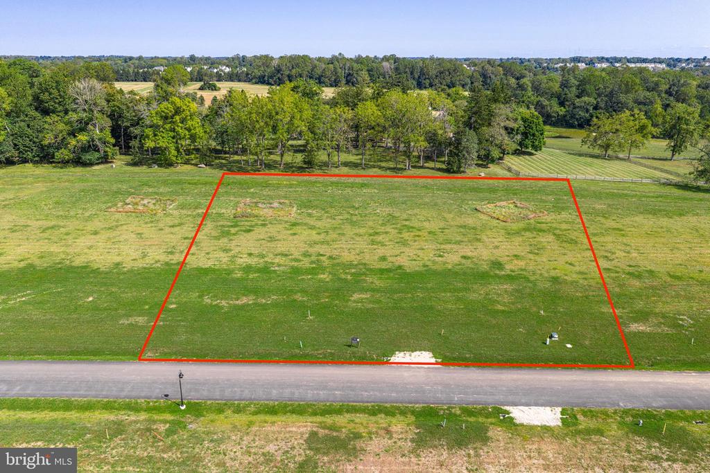 327 STONEY KNOLL LANE - LOT 5