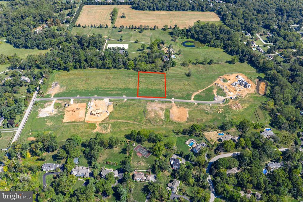 327 STONEY KNOLL LANE - LOT 5