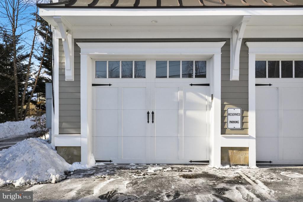 200 W WAYNE AVENUE Unit: 1