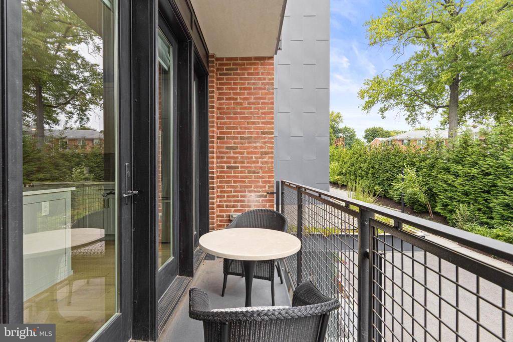 427 E LANCASTER AVENUE Unit: 1101