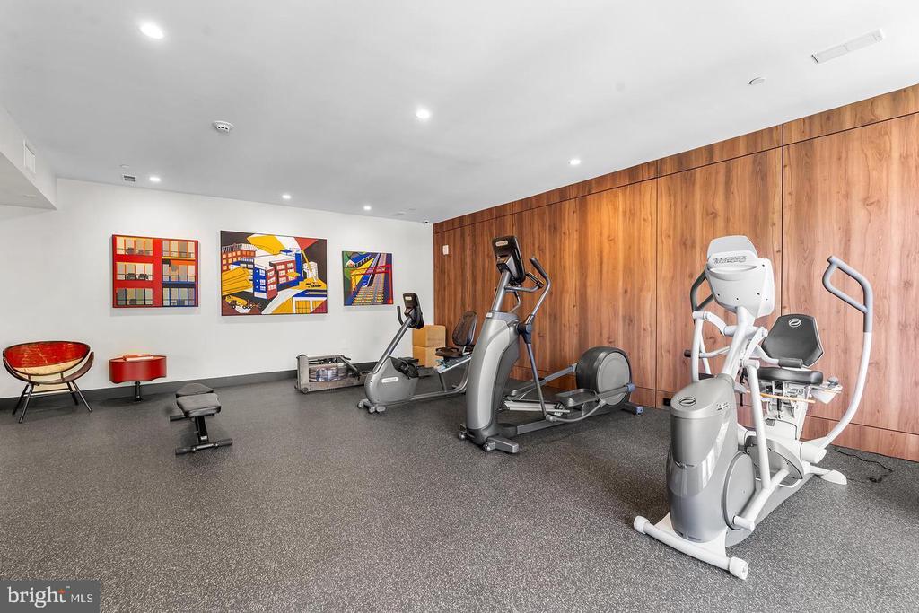 427 E LANCASTER AVENUE Unit: 1101