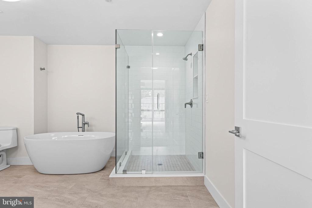 427 E LANCASTER AVENUE Unit: 1101