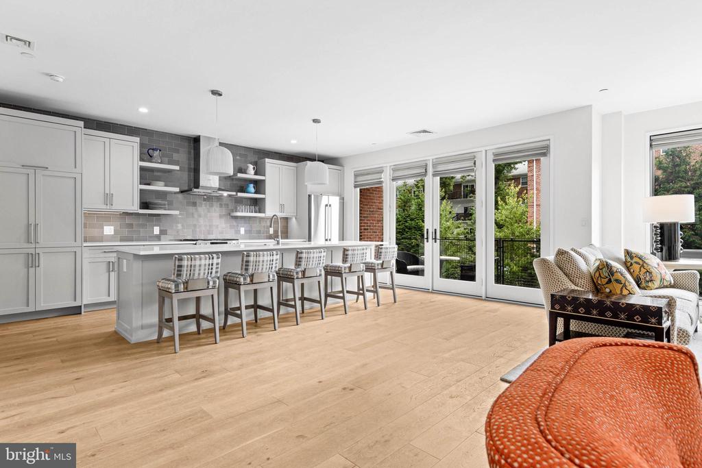 427 E LANCASTER AVENUE Unit: 1101