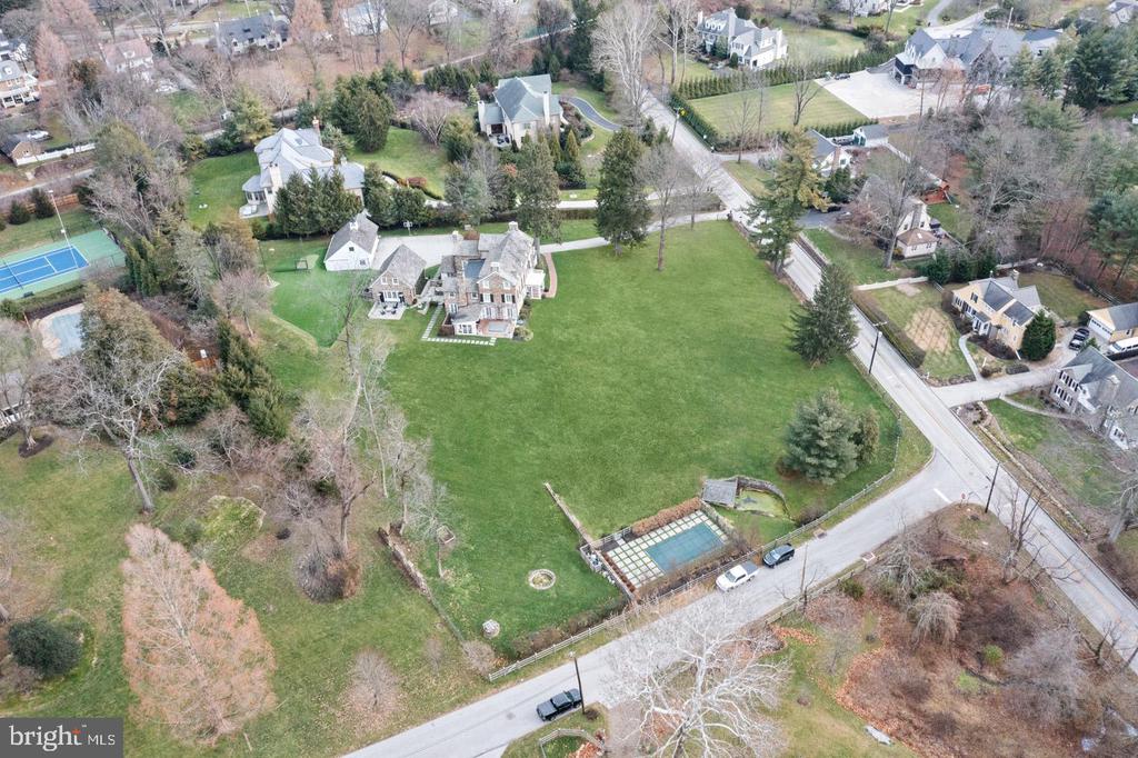658 BROOKE ROAD