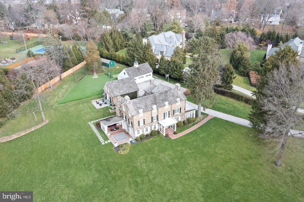 658 BROOKE ROAD