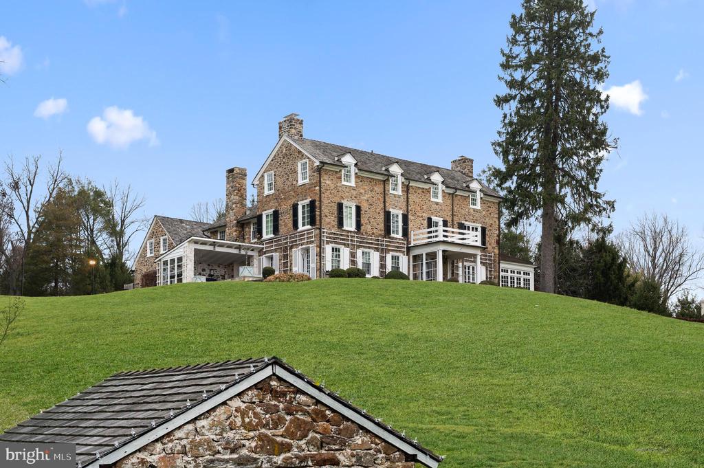 658 BROOKE ROAD
