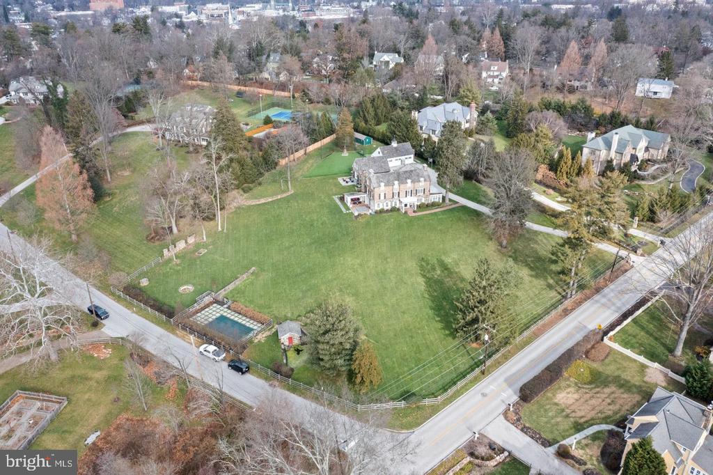 658 BROOKE ROAD