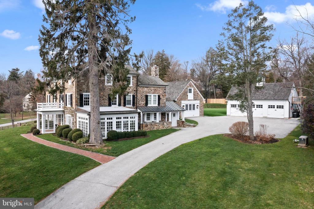 658 BROOKE ROAD