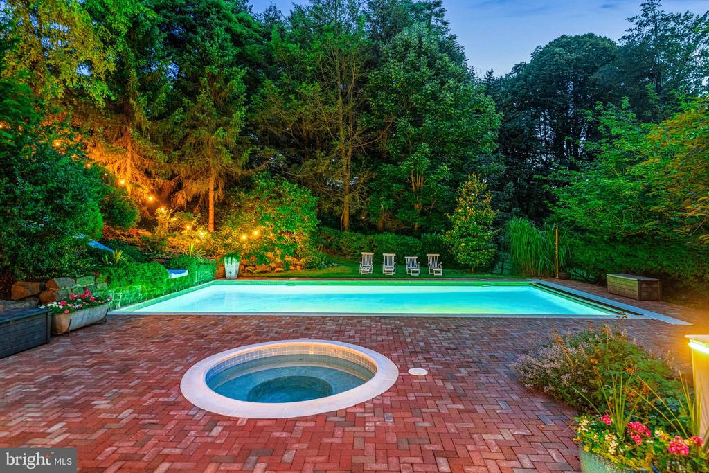 185 BIDDULPH ROAD