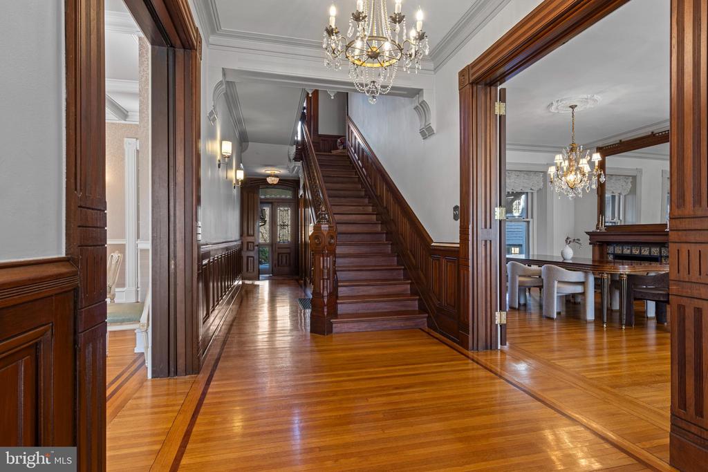 228 S RADNOR CHESTER ROAD