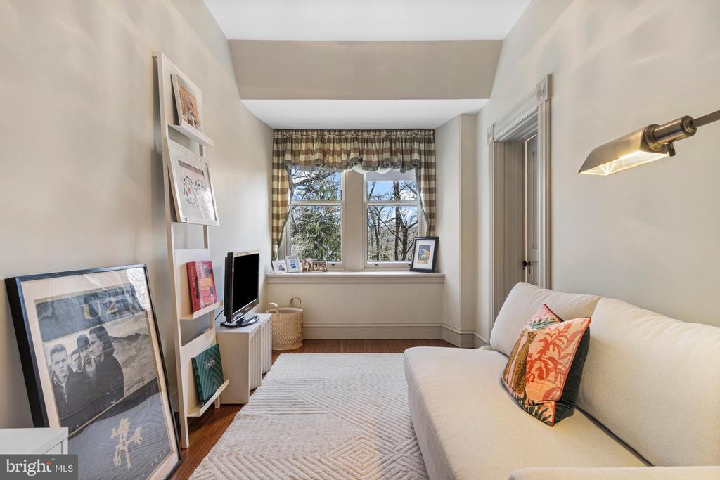 228 S RADNOR CHESTER ROAD