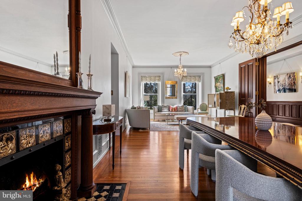 228 S RADNOR CHESTER ROAD