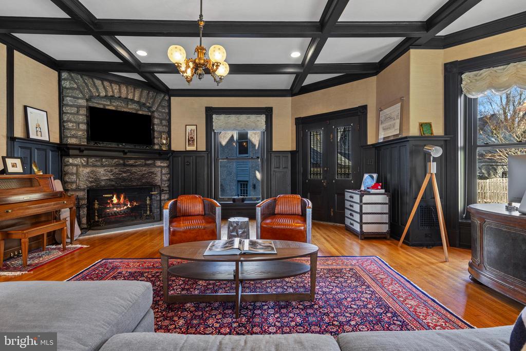 228 S RADNOR CHESTER ROAD