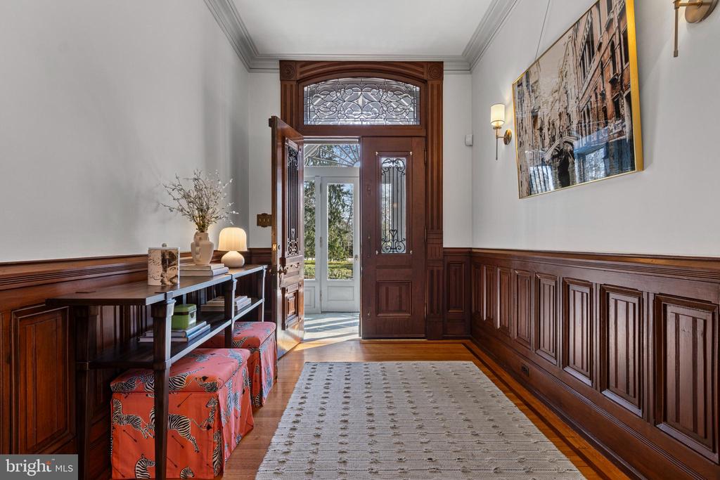 228 S RADNOR CHESTER ROAD
