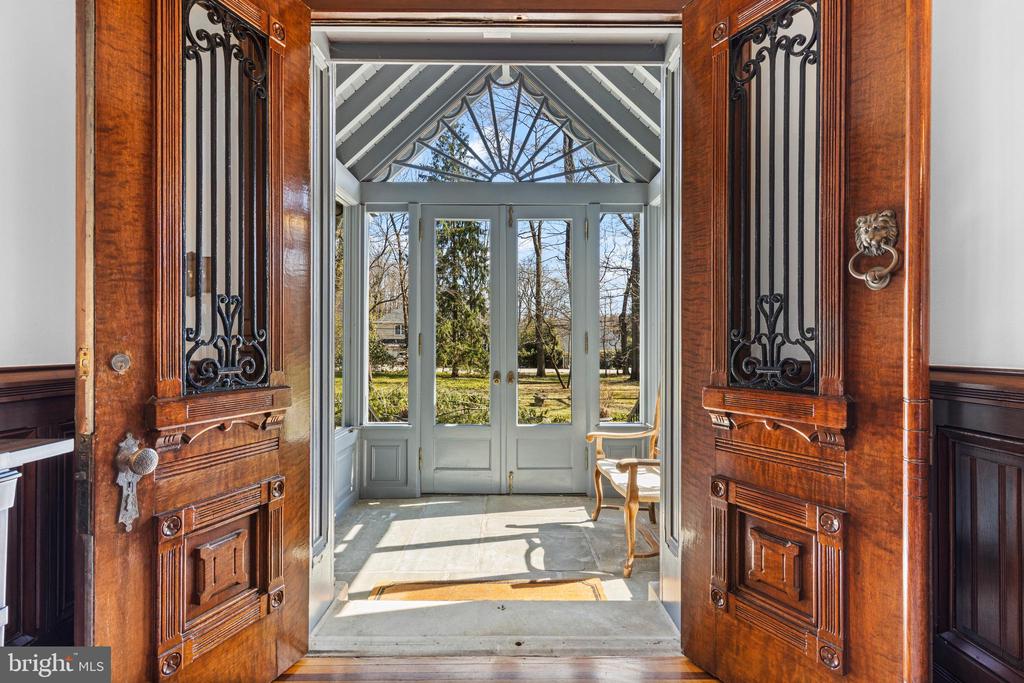228 S RADNOR CHESTER ROAD
