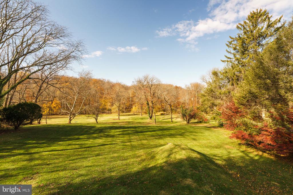 228 S RADNOR CHESTER ROAD