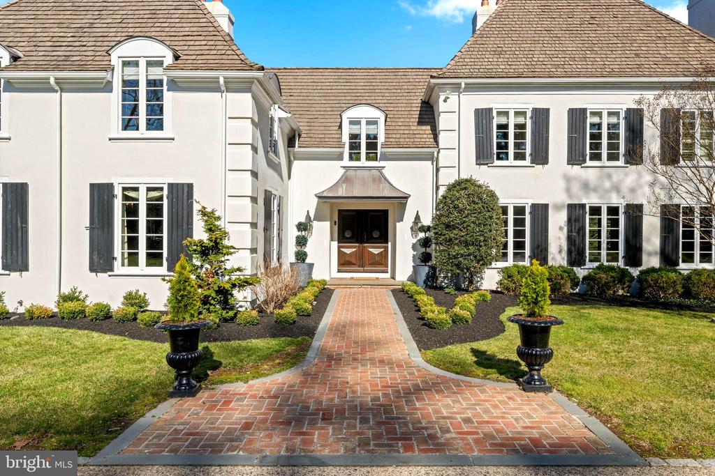 848 PARKES RUN LANE