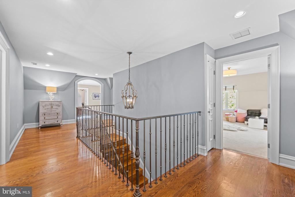 848 PARKES RUN LANE