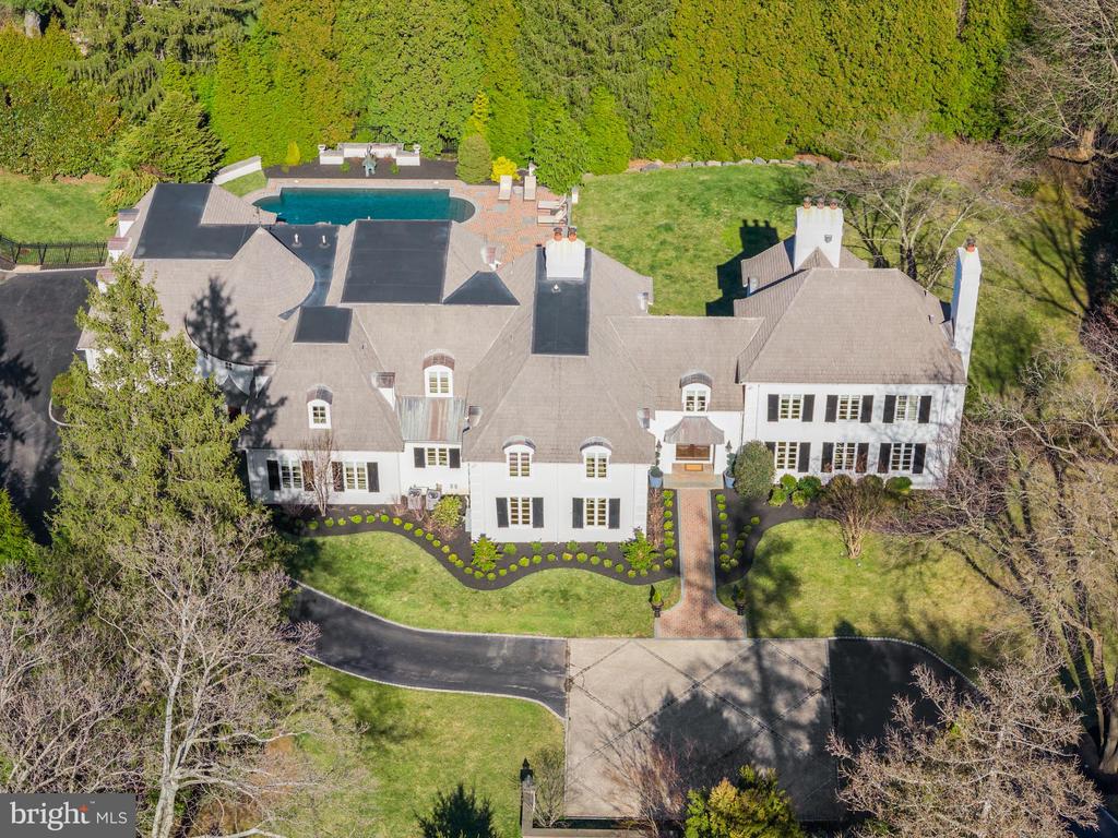 848 PARKES RUN LANE