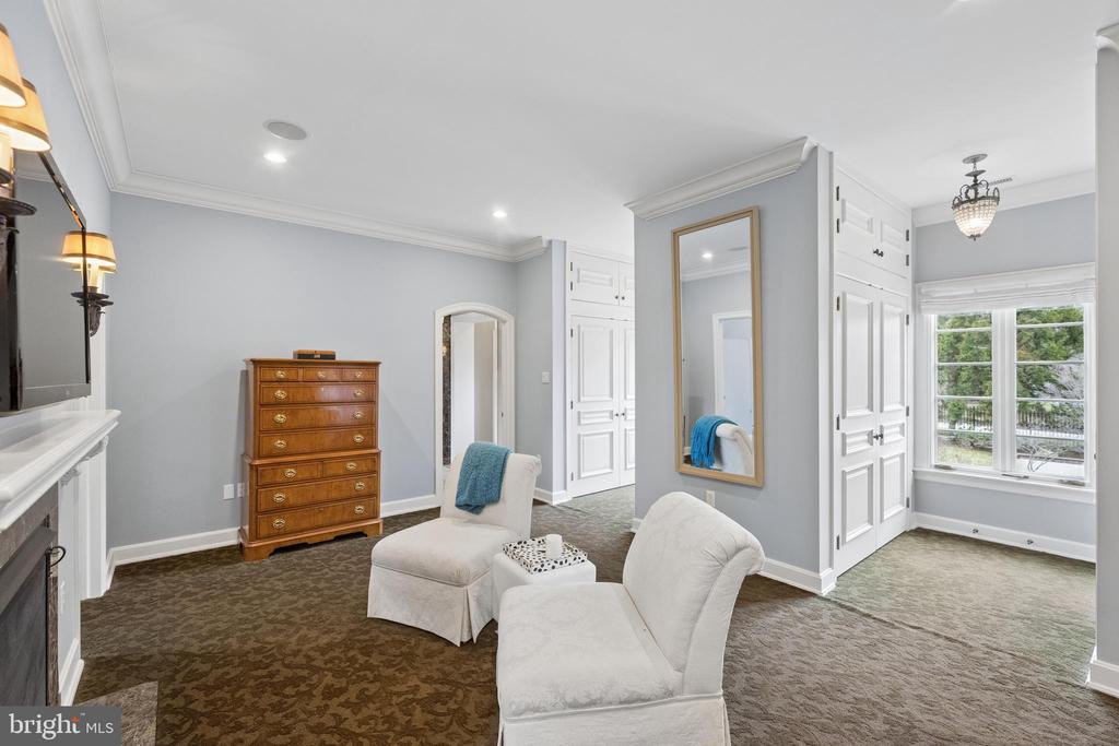 848 PARKES RUN LANE