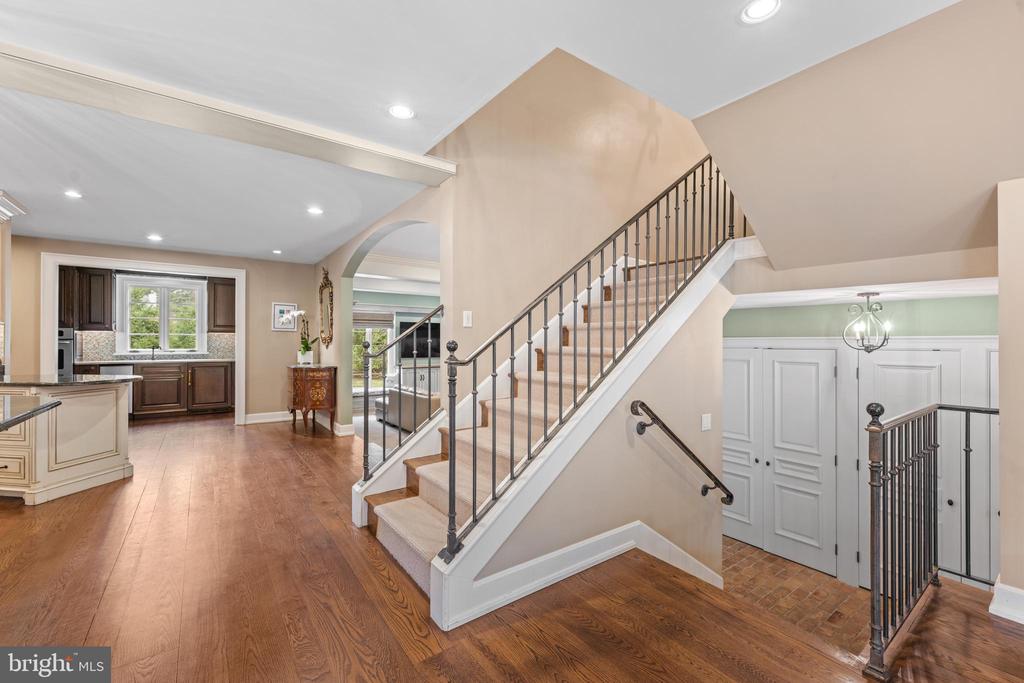 848 PARKES RUN LANE