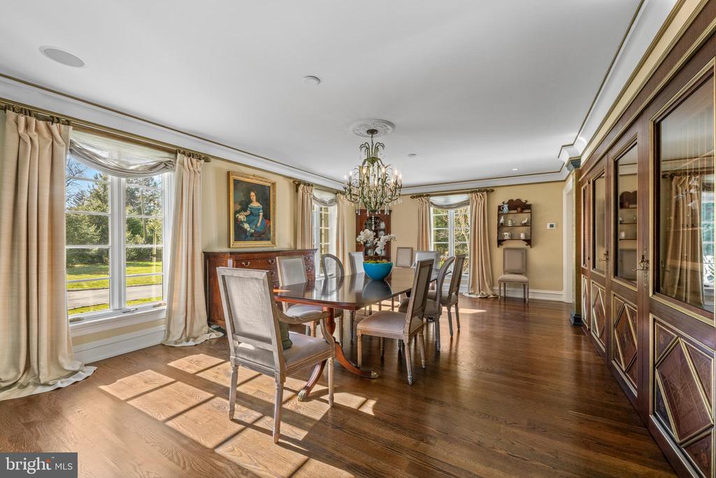 848 PARKES RUN LANE