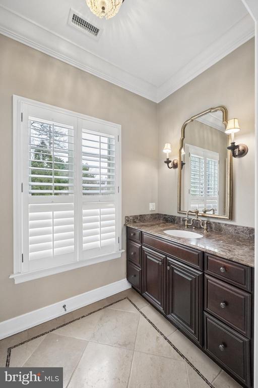 848 PARKES RUN LANE