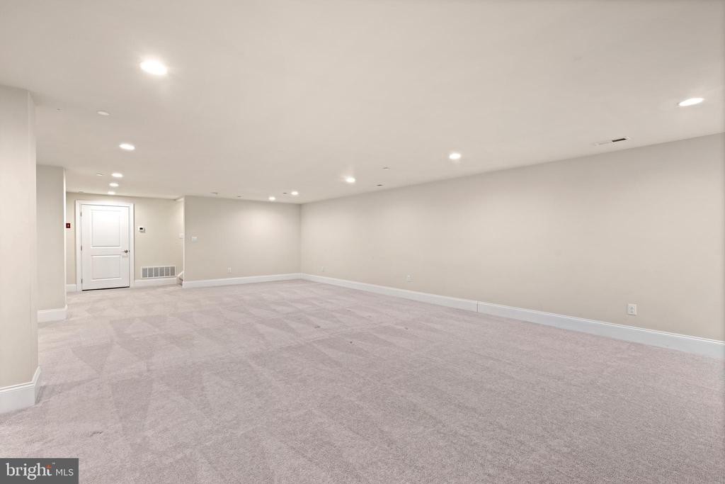 3860 MEADOW VIEW FARM ROAD