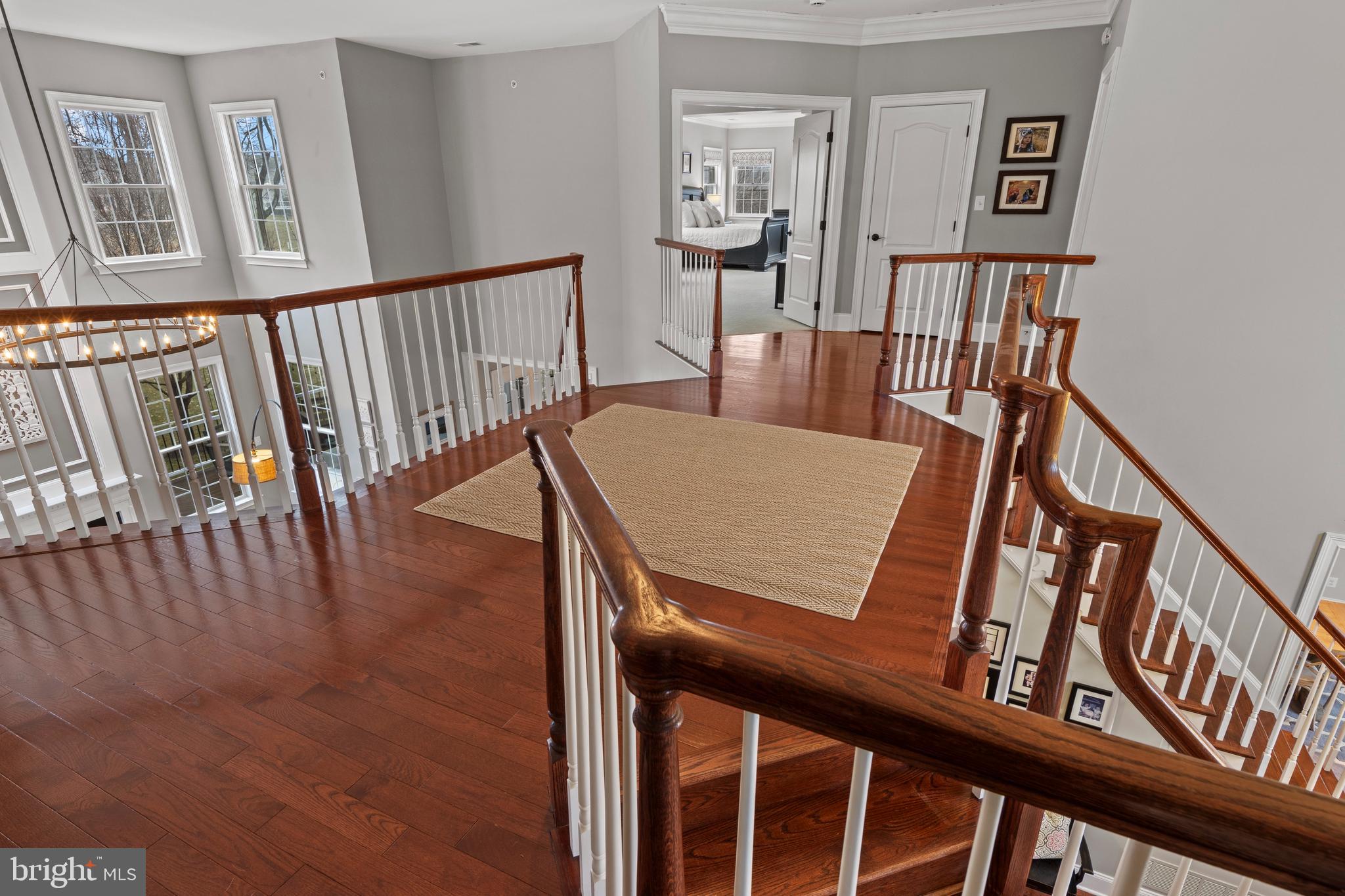 3905 WOODLAND DRIVE