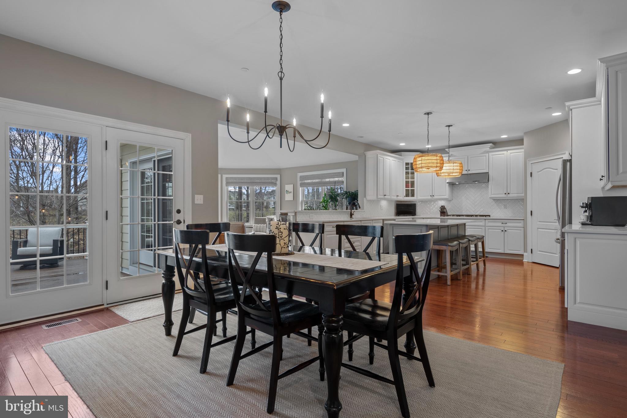 3905 WOODLAND DRIVE