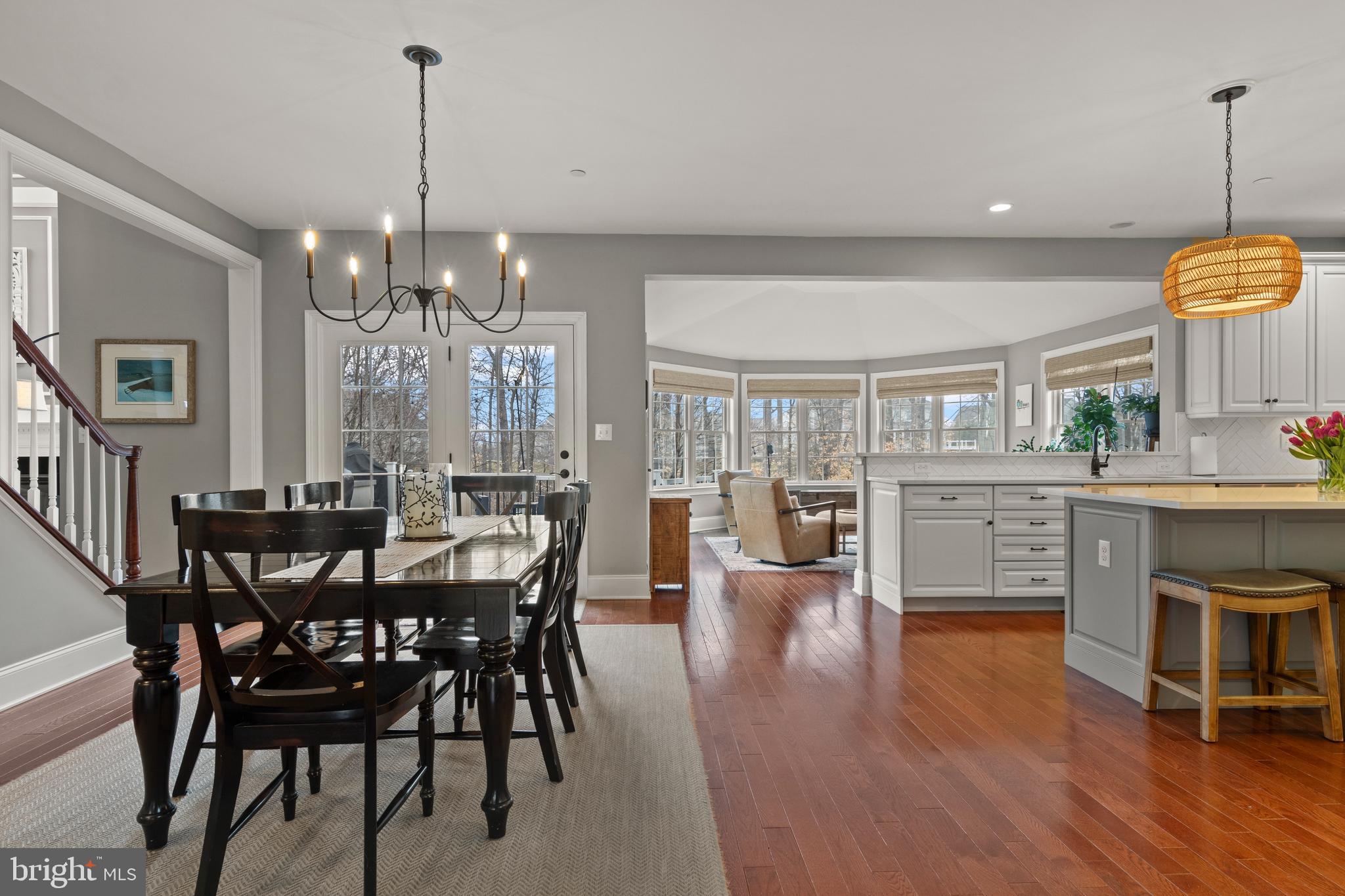 3905 WOODLAND DRIVE
