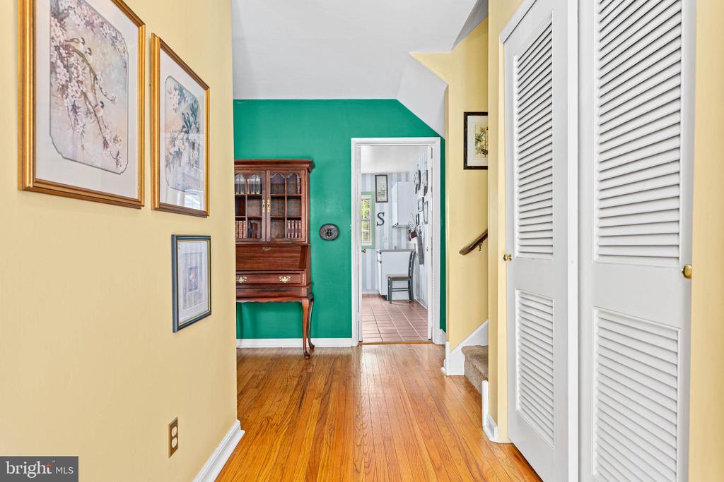100 WOODED LANE
