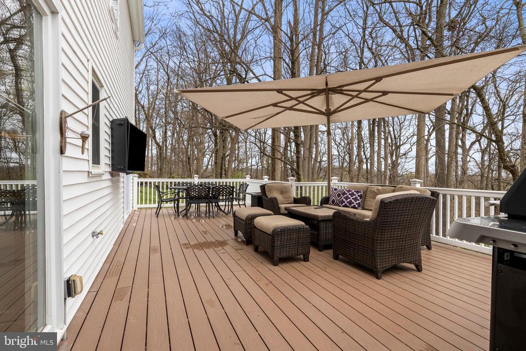 8 HARROW CIRCLE