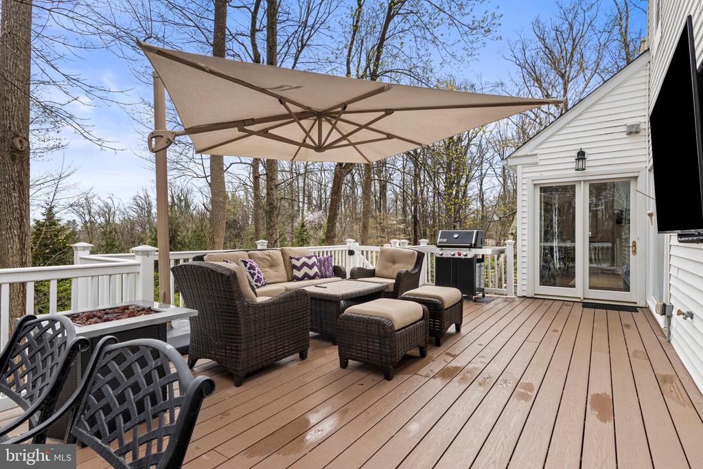 8 HARROW CIRCLE