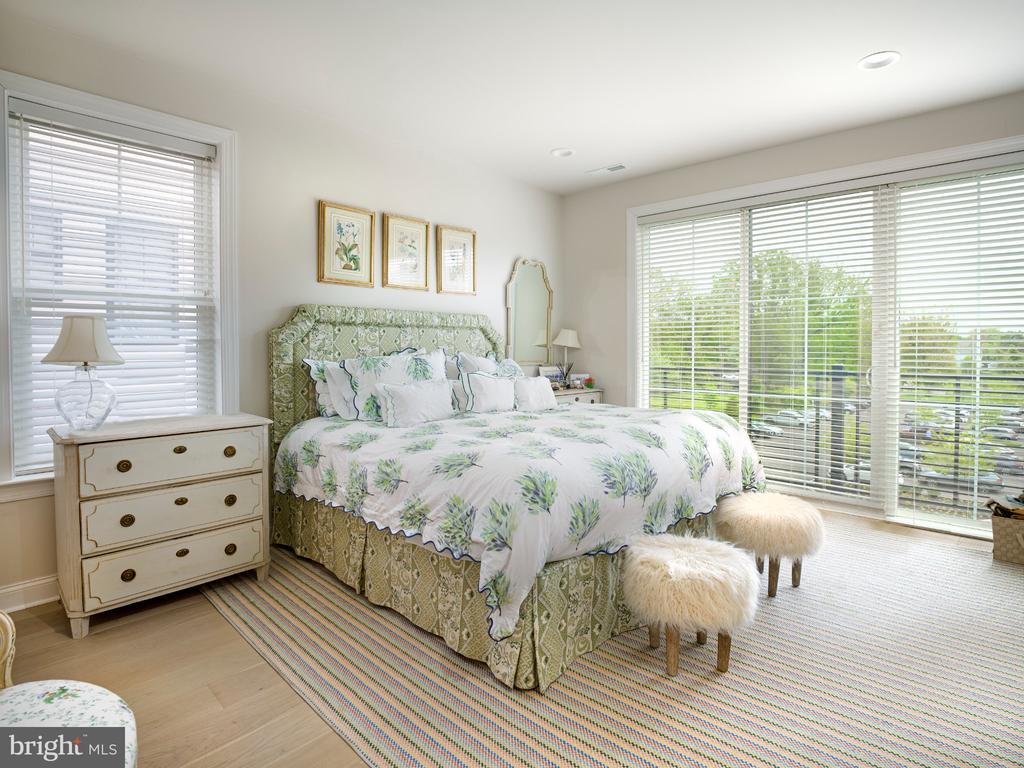 361 HORSESHOE TRAIL