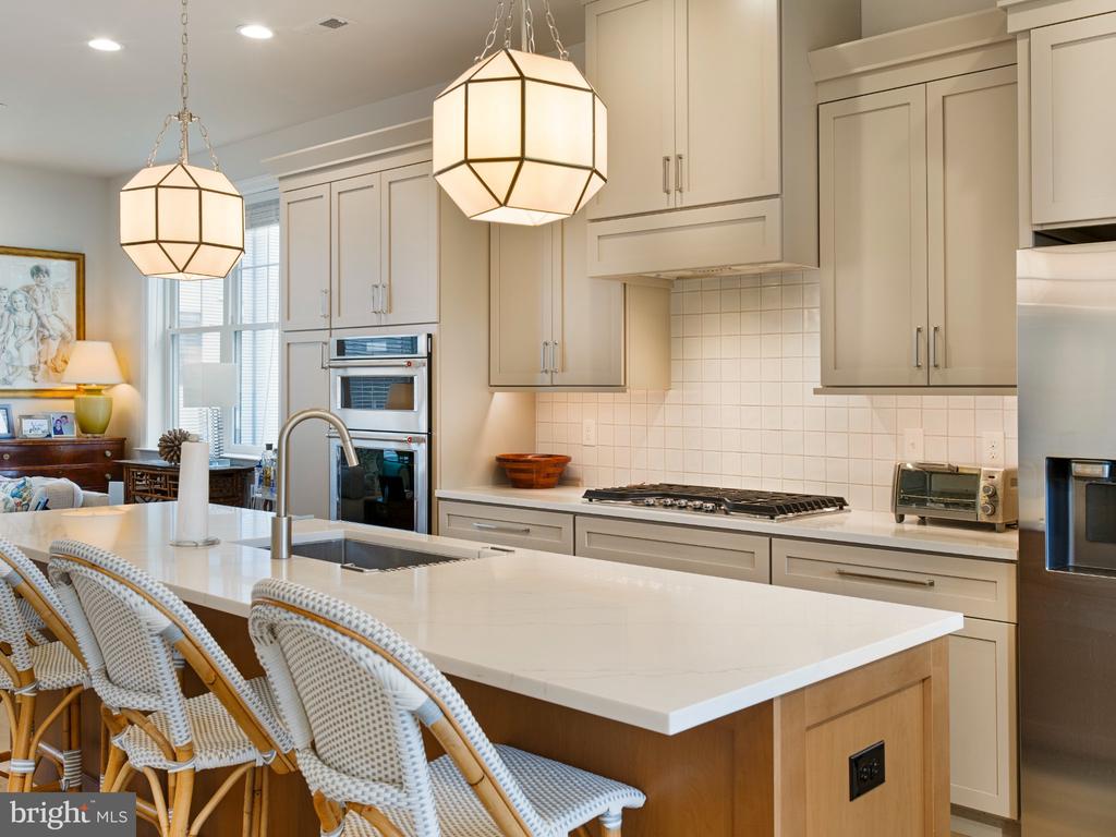 361 HORSESHOE TRAIL