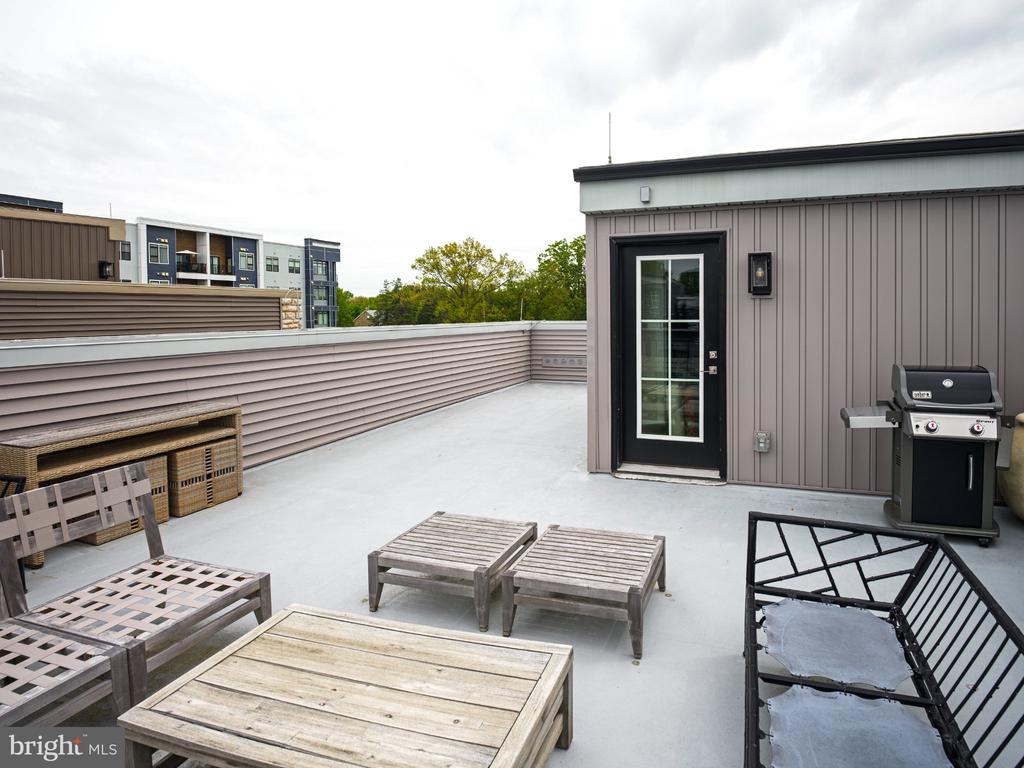 361 HORSESHOE TRAIL